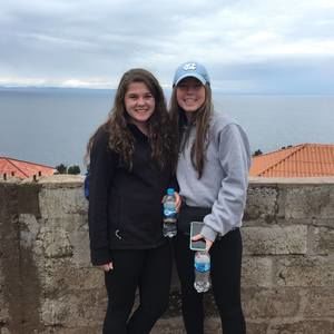 Meet your Posher, Leah